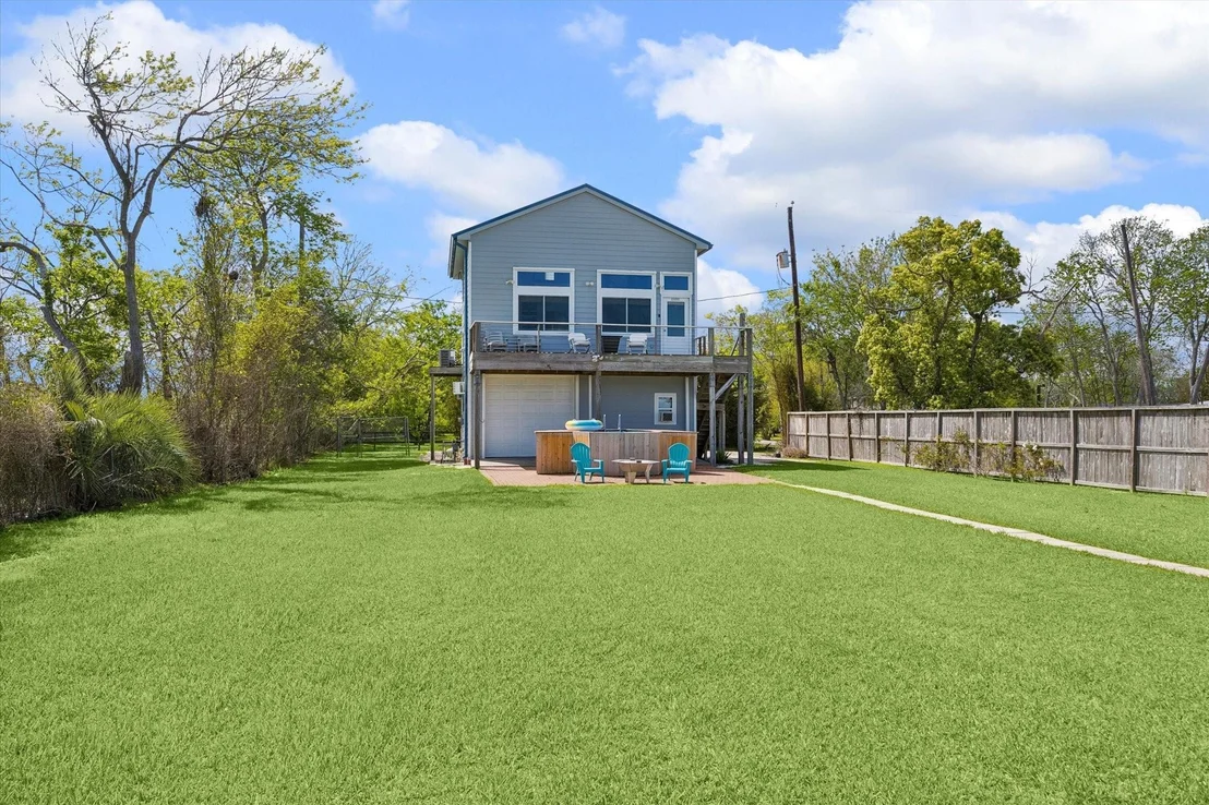 Photo of 2015 Crescent Drive