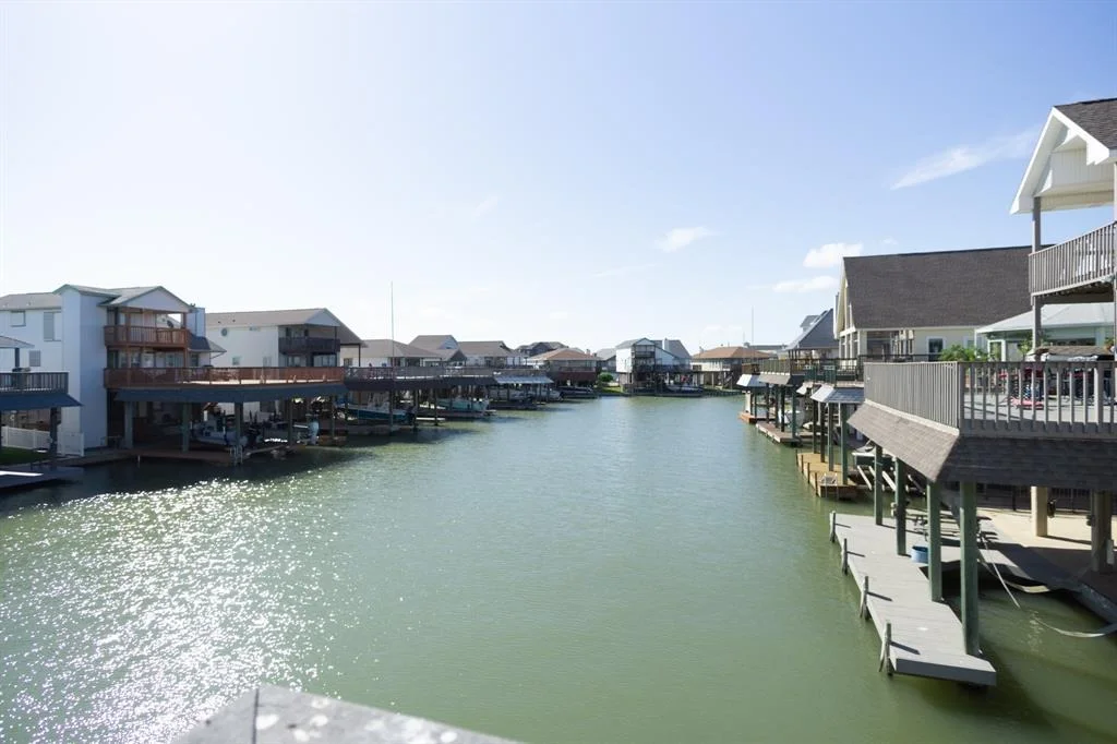 Photo of 301 Commander Drive