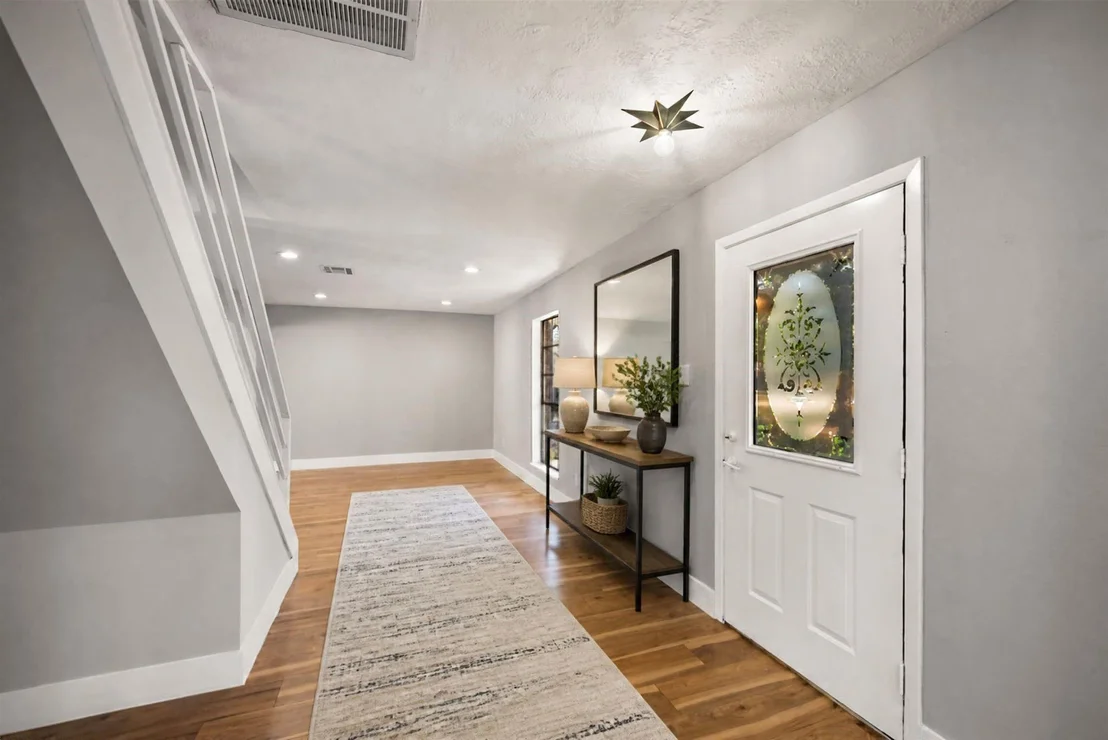 Photo of 15102 Long Oak Drive