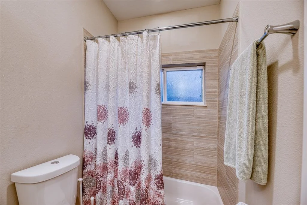 Photo of 2414 Cochran Street