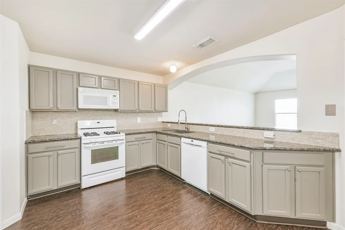 Photo of 2415 Fox River Lane