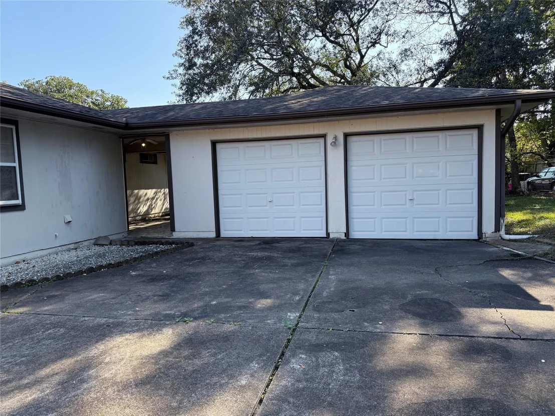 Photo of 522 Charleston Square