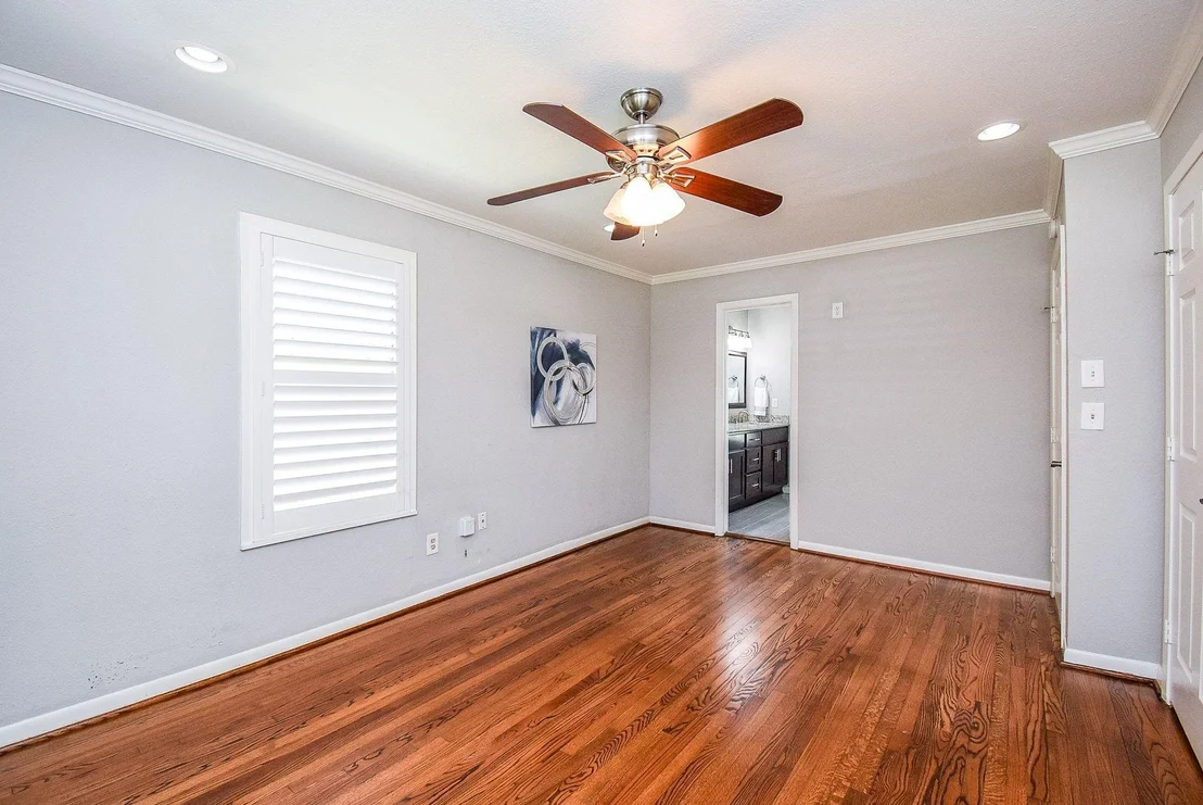 Photo of 1631 Chantilly Lane