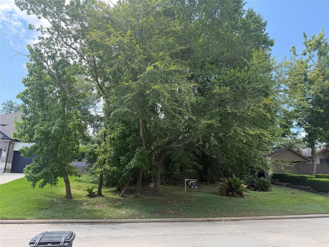 Photo of 4013 Windswept Drive