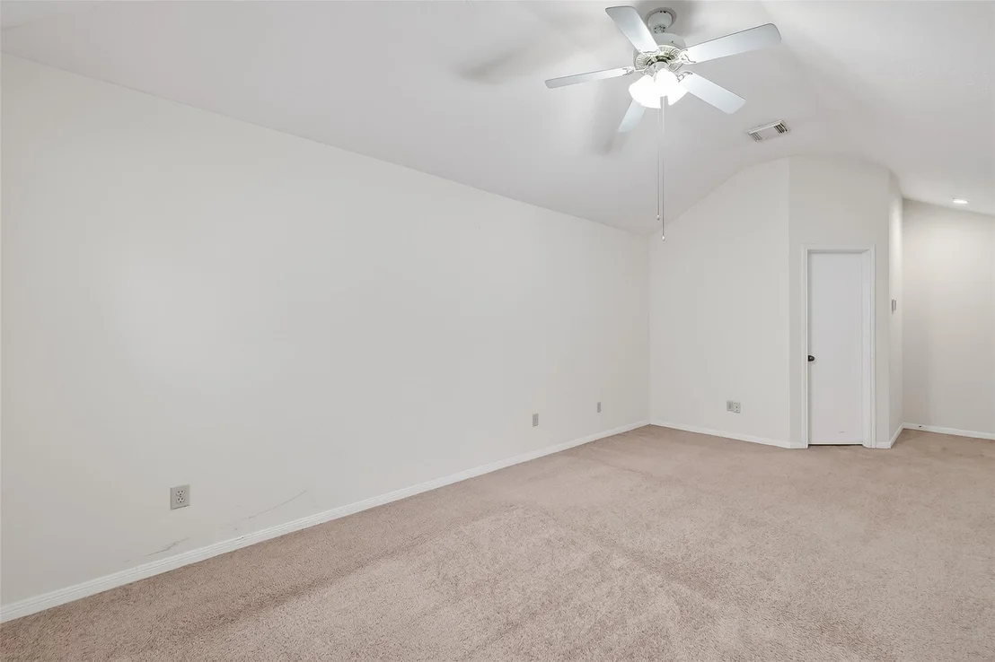 Photo of 17423 Saxon Drive