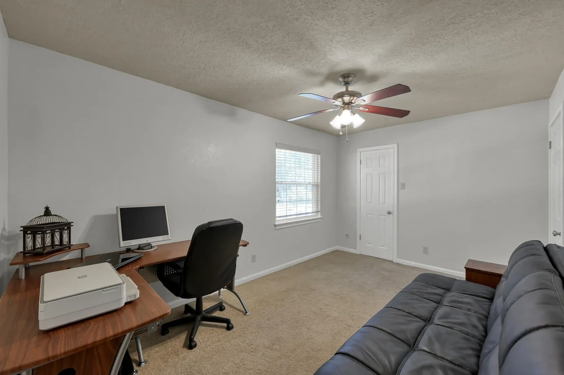 Photo of 6107 Craigway Road