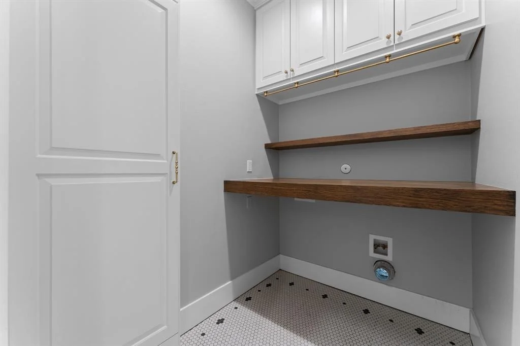 Photo of 184 W Shadowpoint Circle