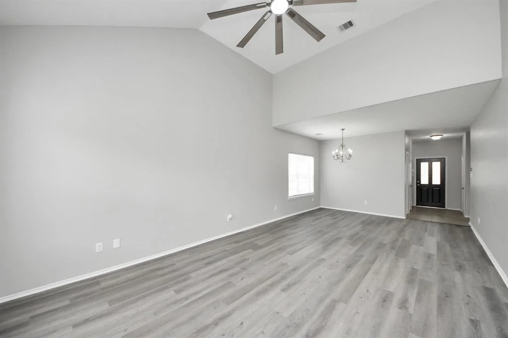 Photo of 10342 Whisper Bluff Drive