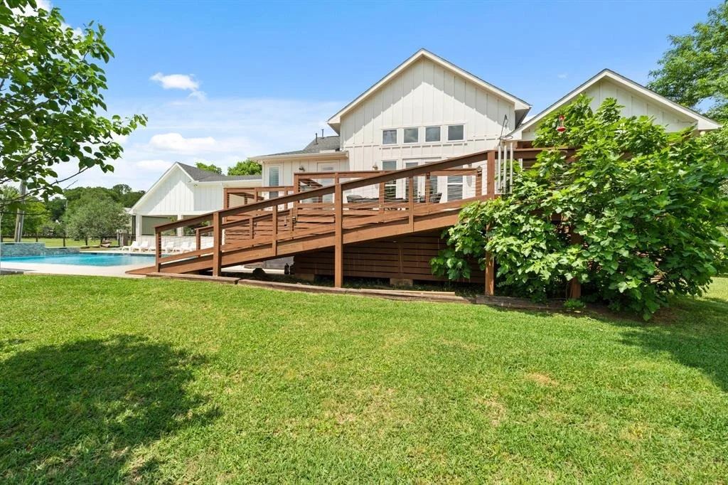 Photo of 36605 Hondo Road