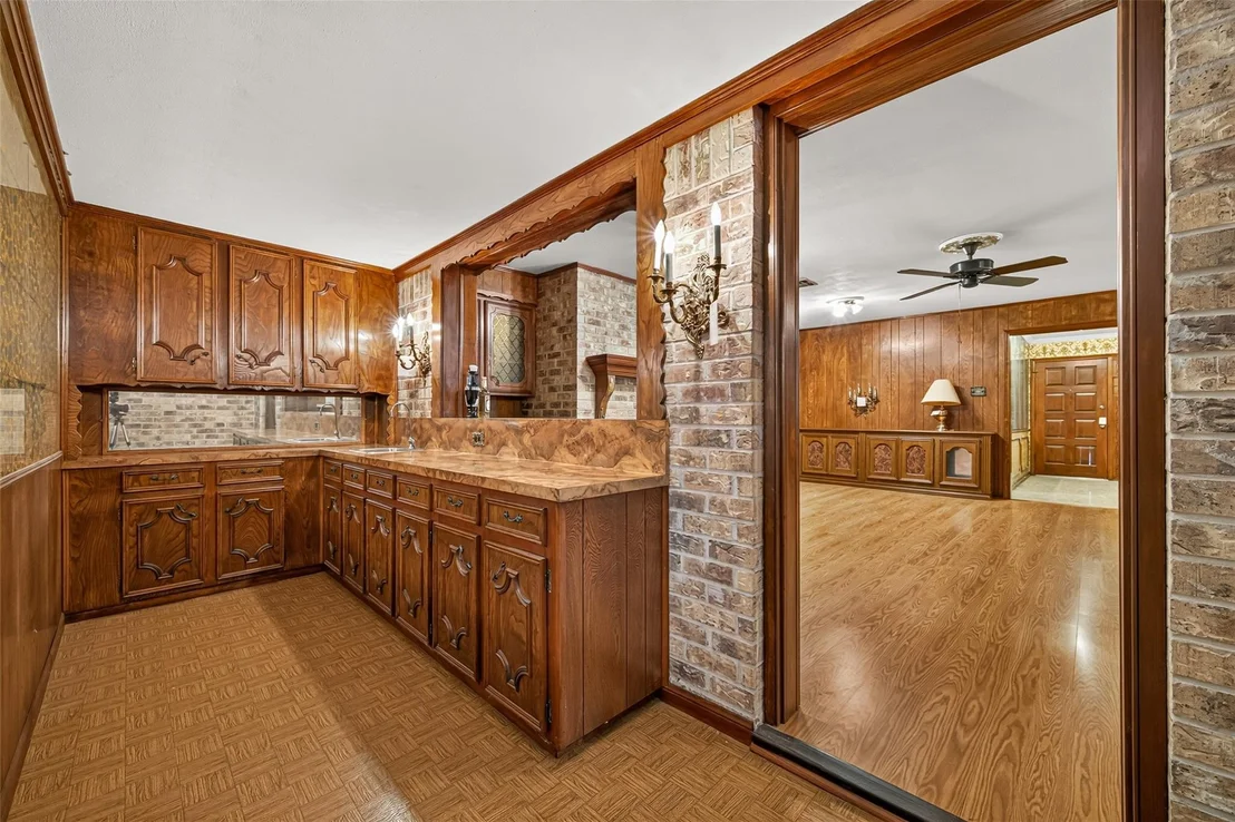 Photo of 5311 Alba Road