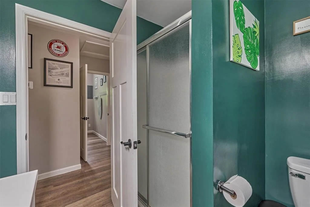 Photo of 23814 Creekview Drive