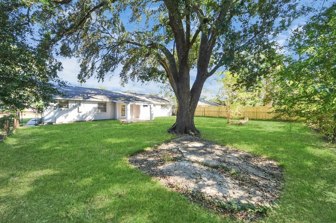 Photo of 6031 Dellfern Drive