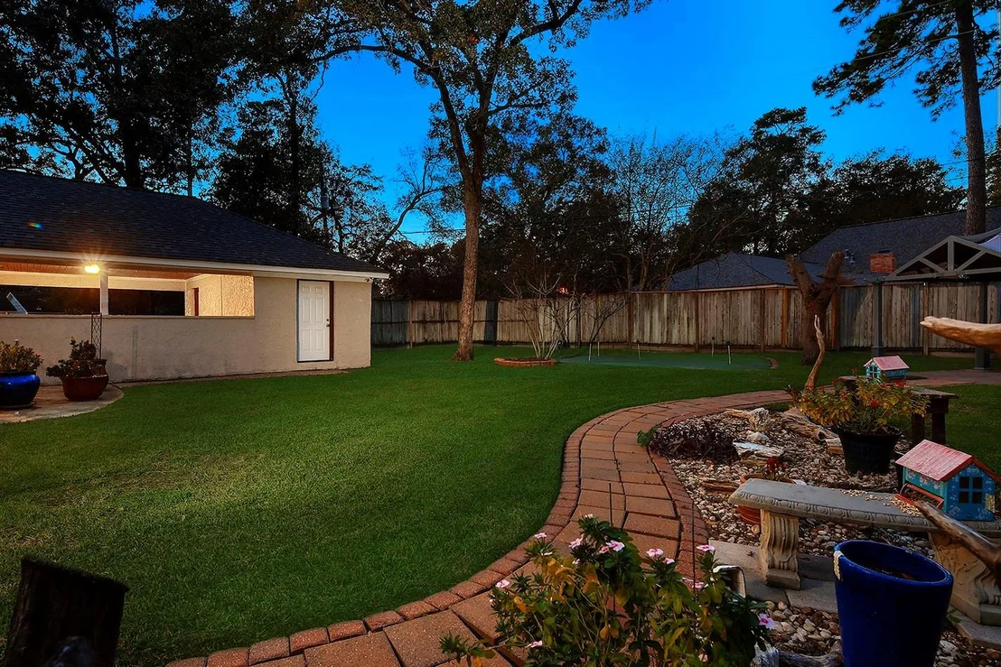 Photo of 650 Bellingrath Park