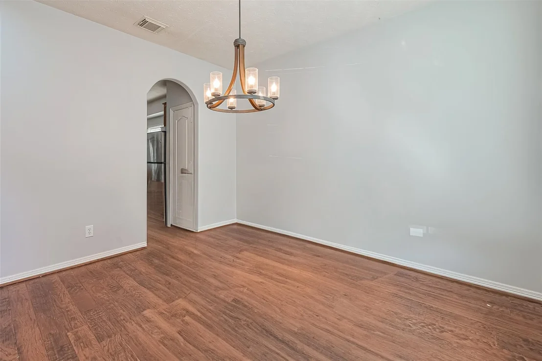Photo of 2202 Highland Crossing Drive