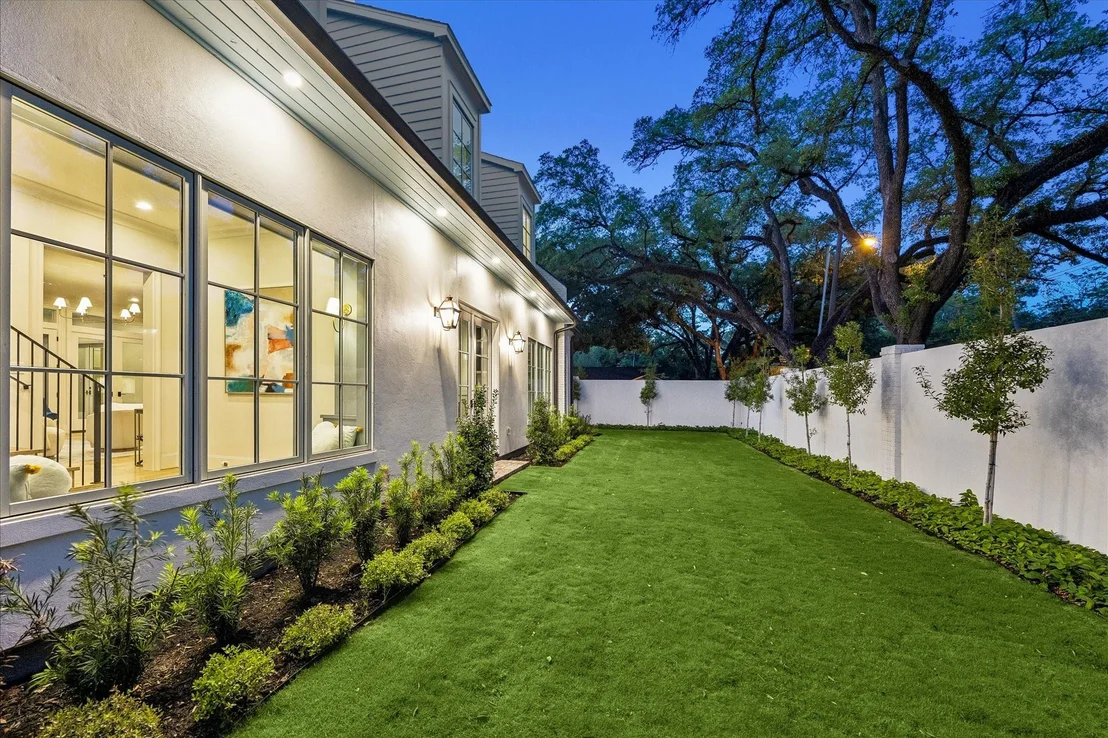 Photo of 10801 Long Shadow Lane
