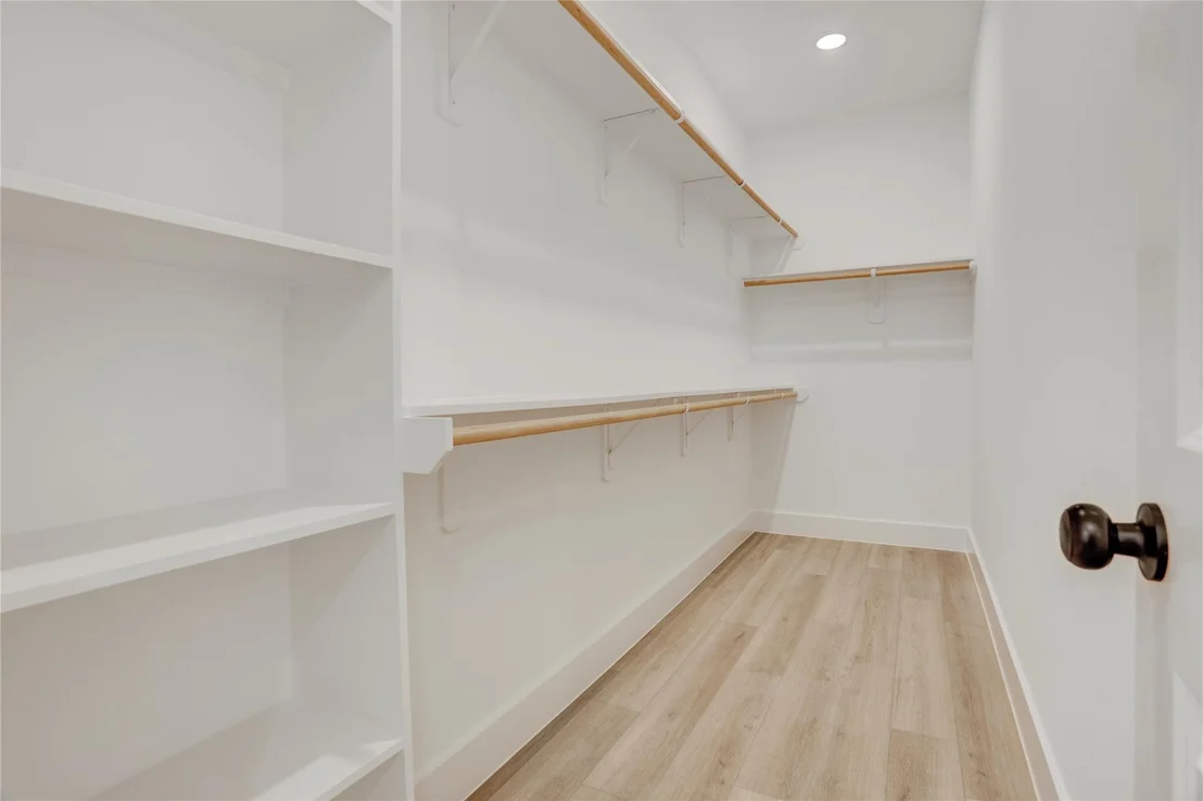 Photo of 9602 Burden Street