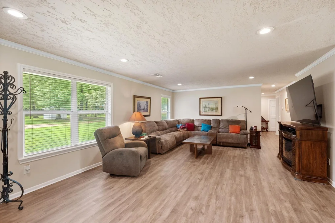Photo of 115 County Road 3189c