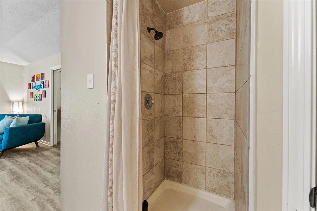 Photo of 57 Lake Forest Circle