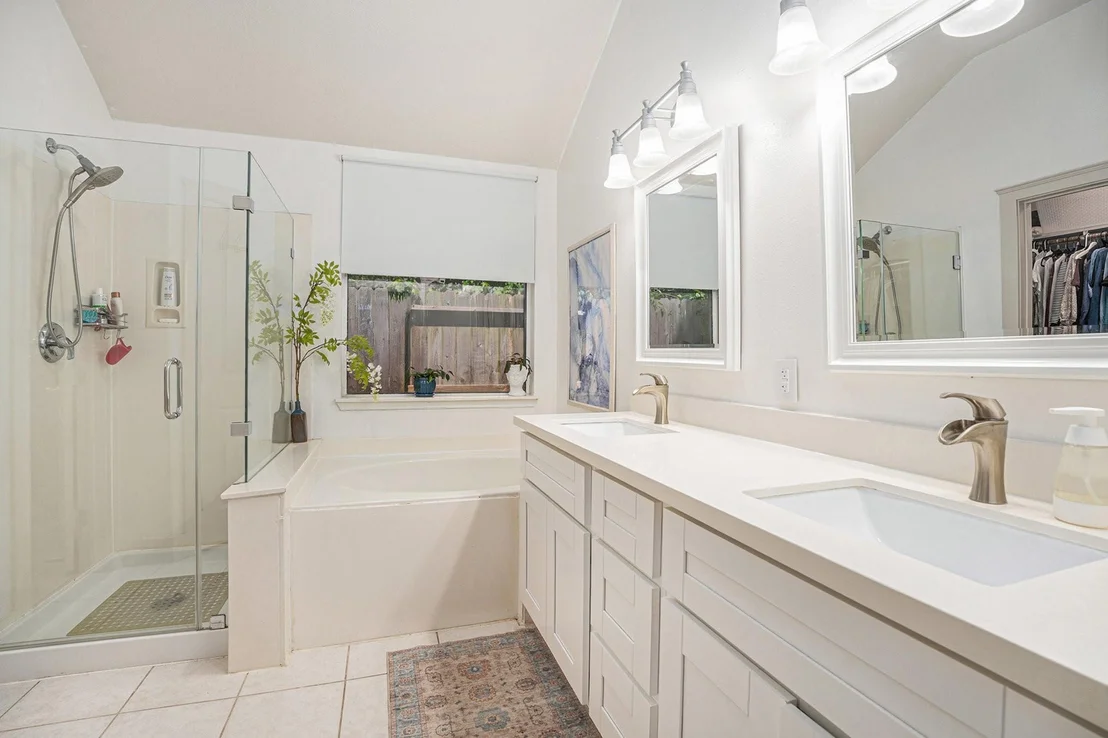 Photo of 2884 Shallow Brook Lane