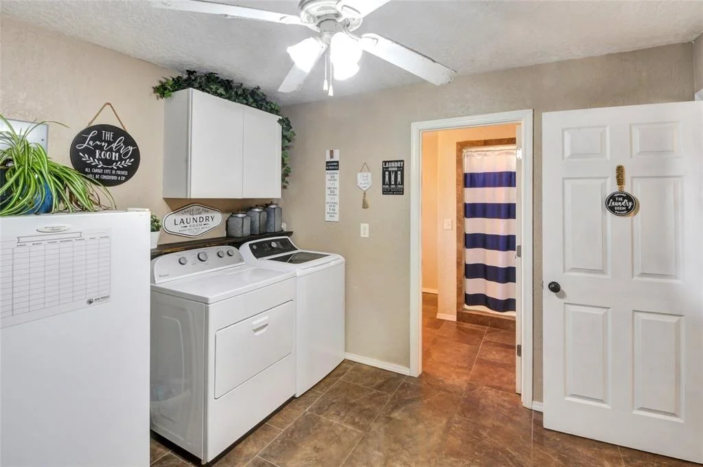 Photo of 807 Ridgelea Drive