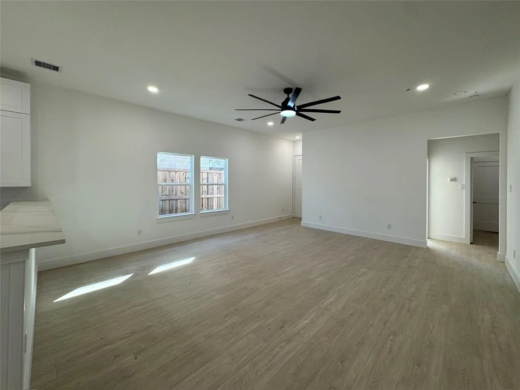 Photo of 19918 Great Elms Drive