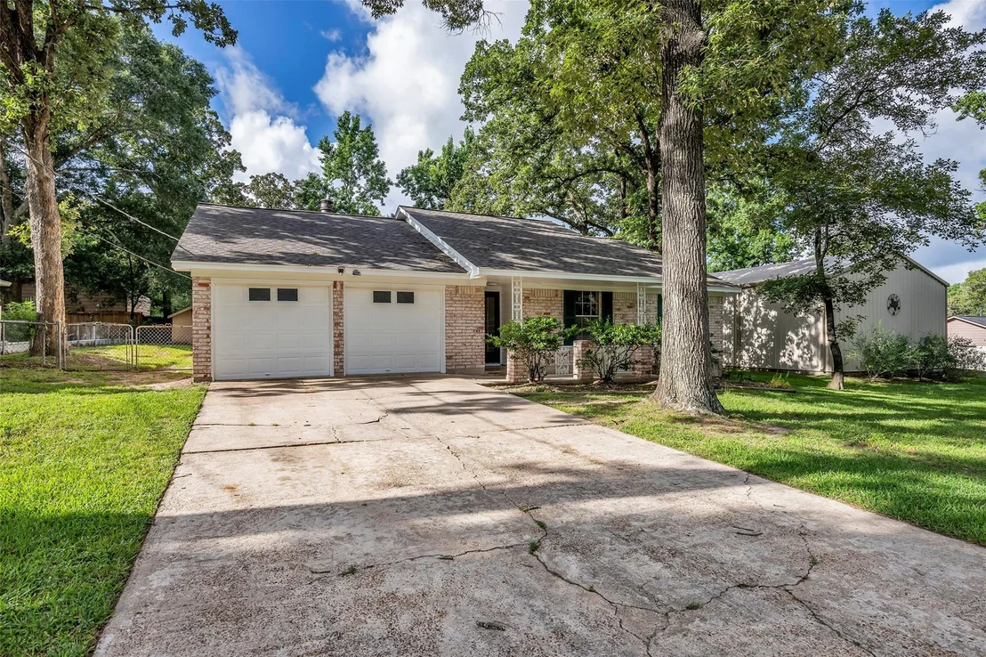 Photo of 168 Greenleaf Lane