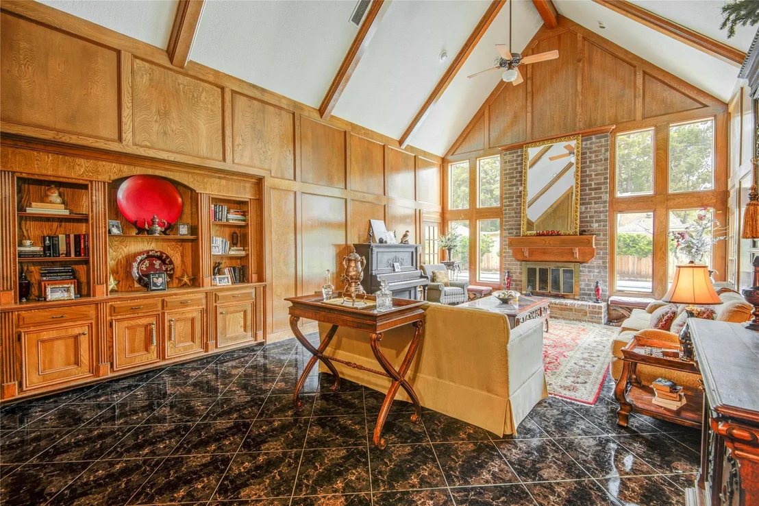 Photo of 15110 Benfer Road