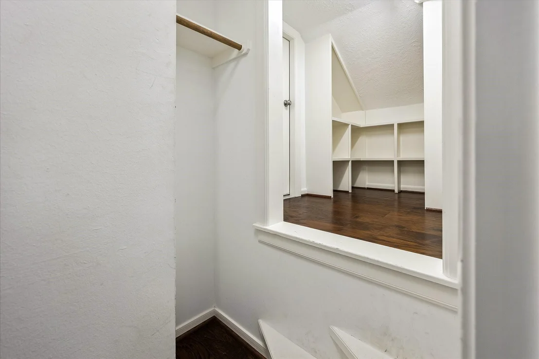 Photo of 3117 E Elm Circle