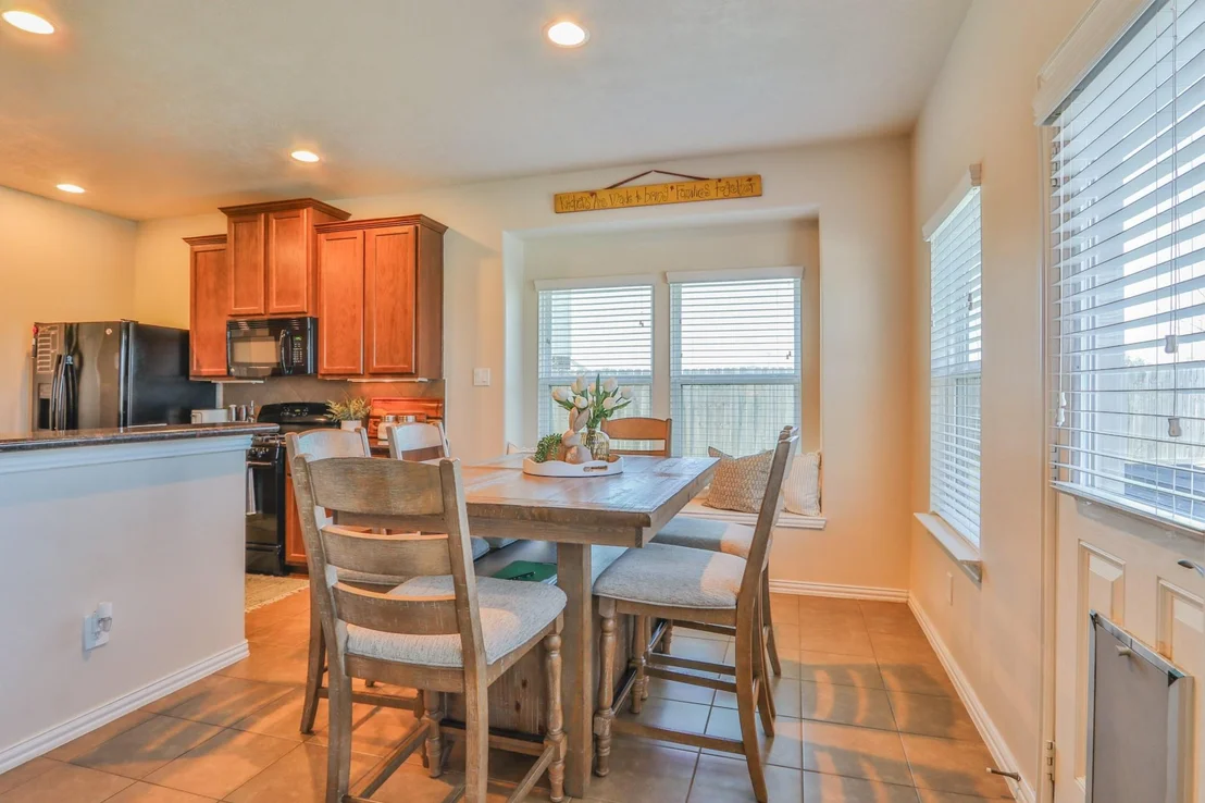 Photo of 802 Brushfield Court
