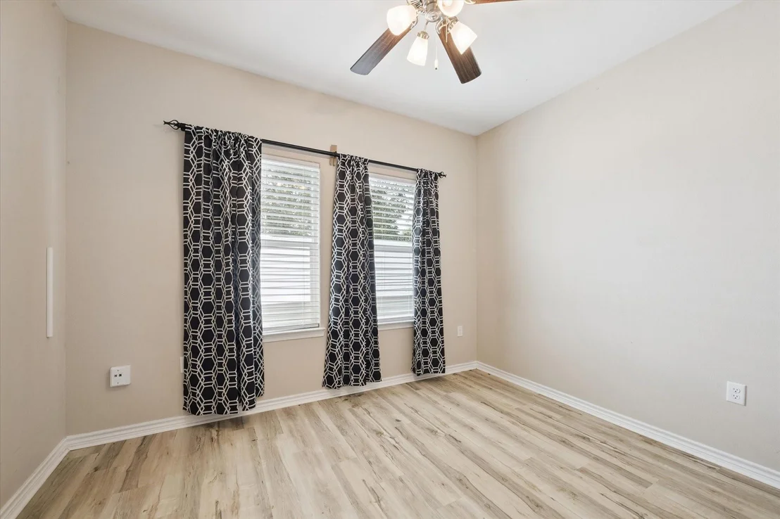 Photo of 1711 County Road 284