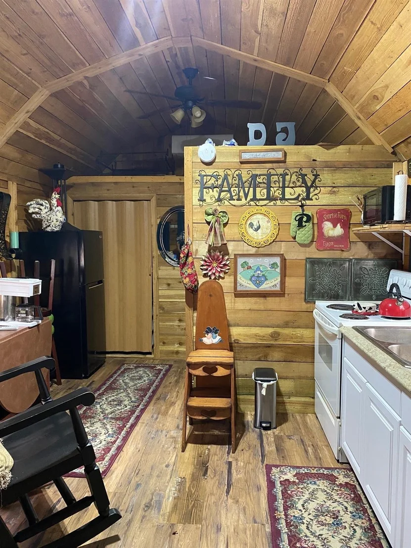 Photo of 5401-7 County Road 334