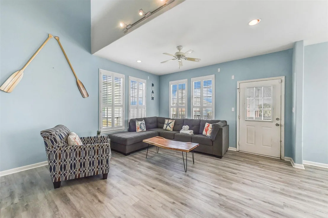 Photo of 4113 Isla Del Sol