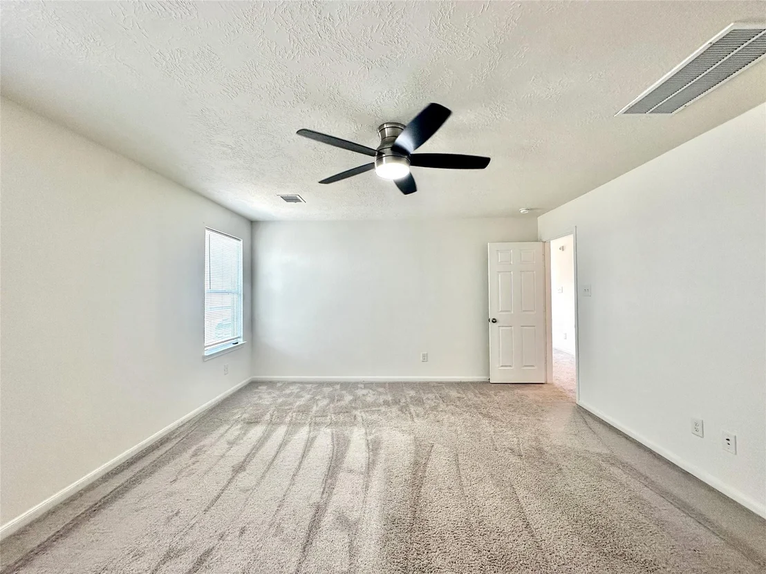 Photo of 5510 Eagle Sky Boulevard