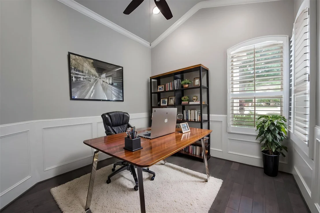 Photo of 23038 Creek Park Drive