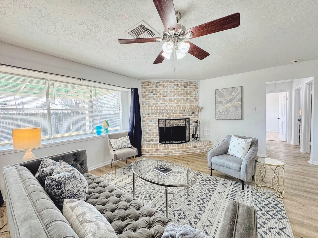 Photo of 3739 Moonlite Drive