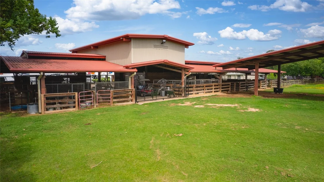 Photo of 7438 Wright Road