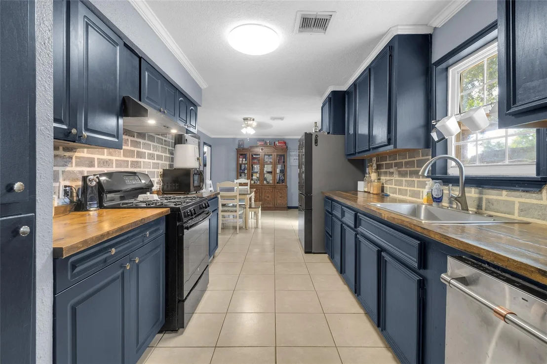 Photo of 617 Catalpa Street