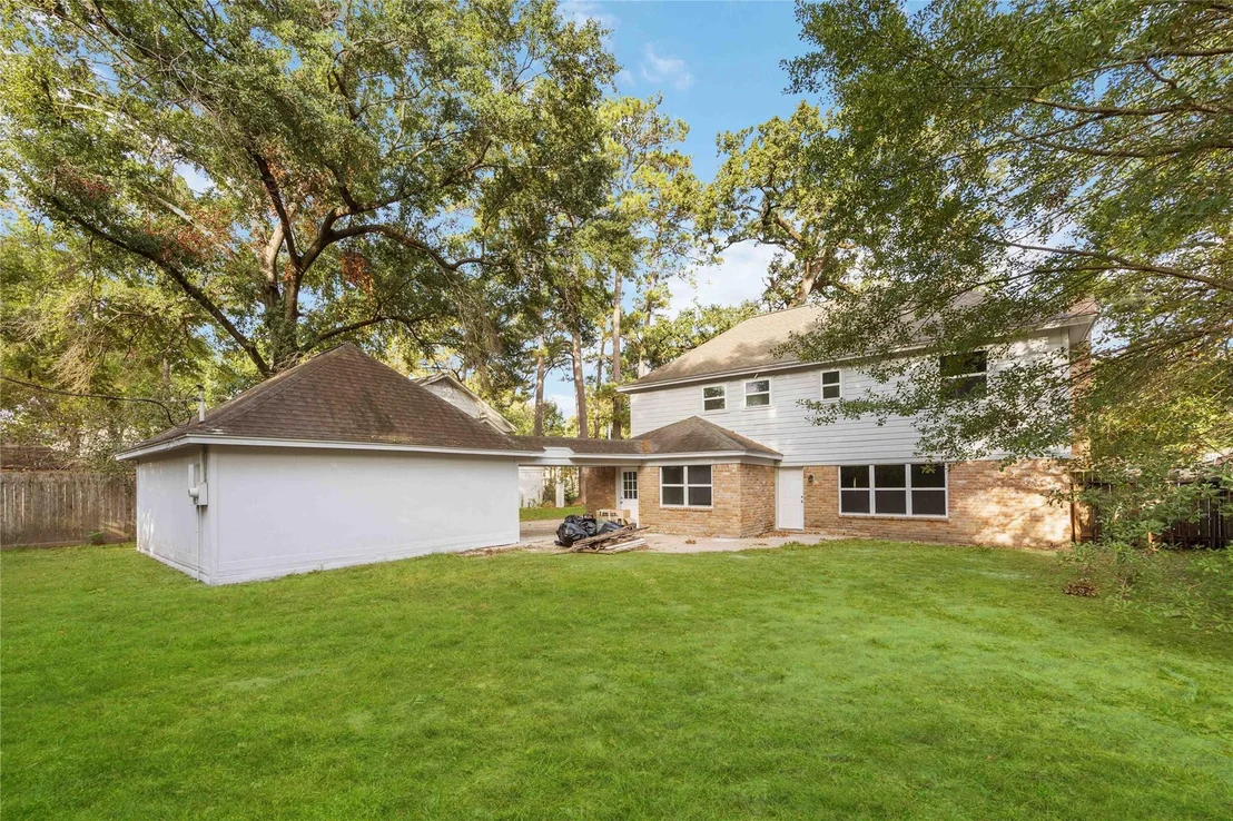 Photo of 3823 Fernglade Dr