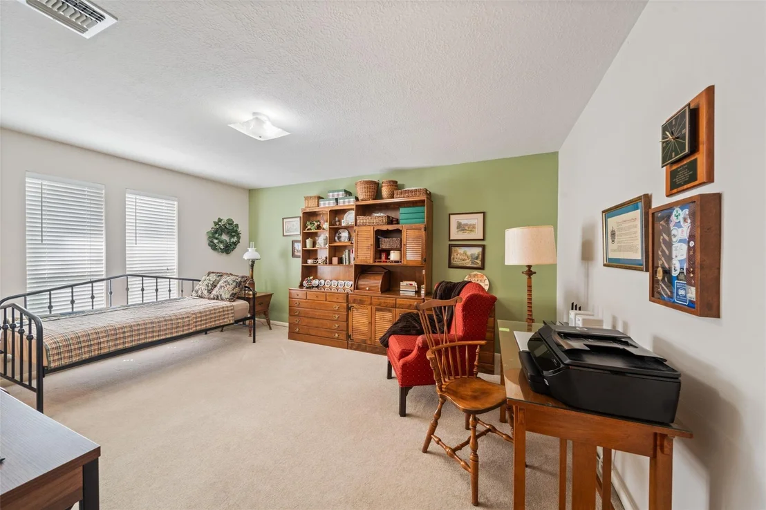 Photo of 17 Westchester Drive