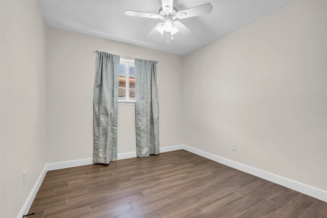 Photo of 4342 Hialeah Drive