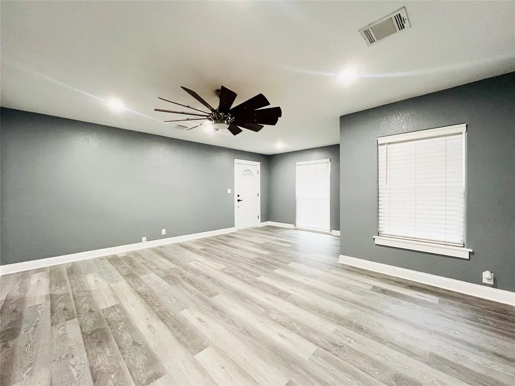 Photo of 1810 Wayside Drive