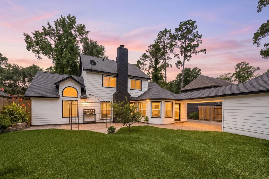 Photo of 12106 Oakcroft Drive