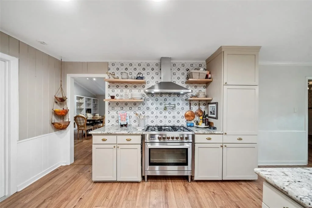 Photo of 308 Tanglewood Drive