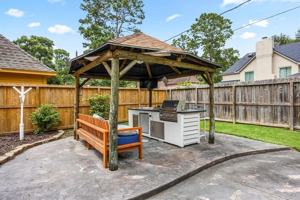 Photo of 9415 New Forest Road