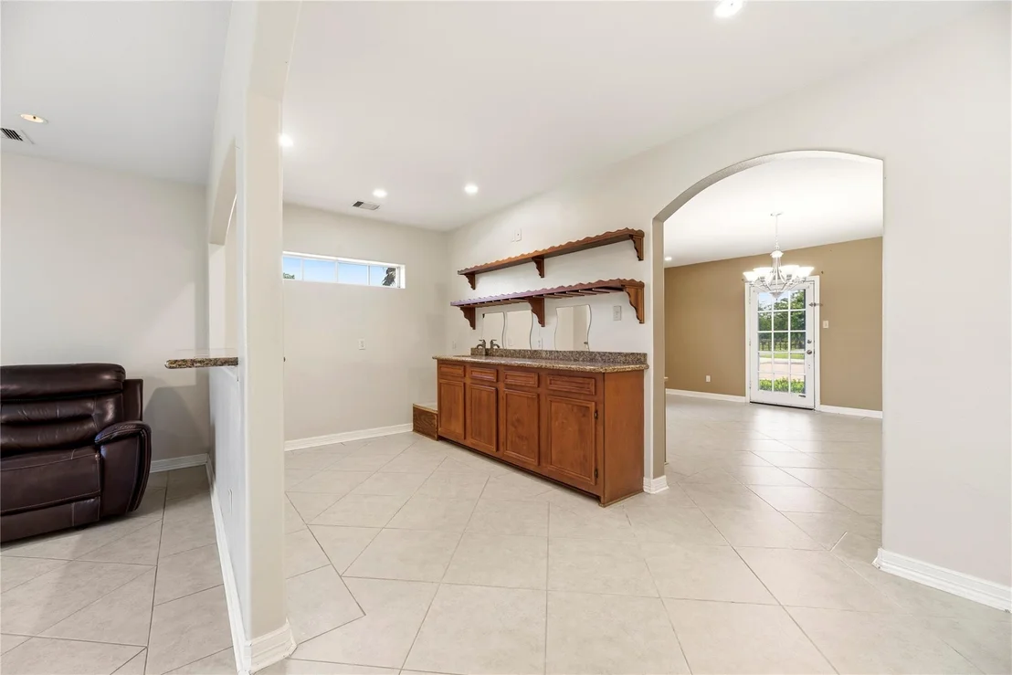 Photo of 523 Moore Bar Road