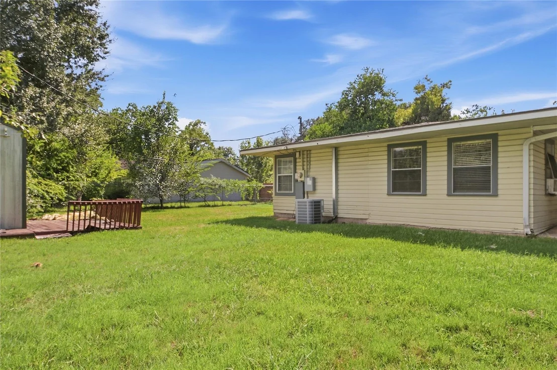 Photo of 1215 Winston Drive