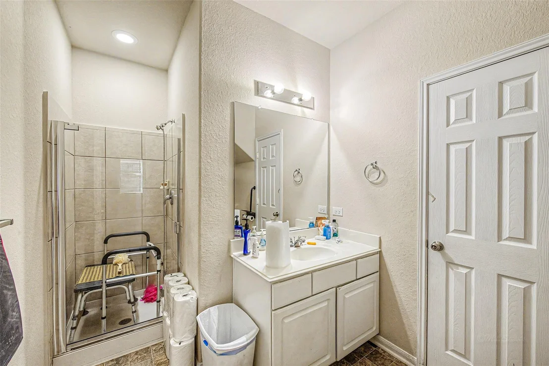 Photo of 5006 Forest Hurst Glen