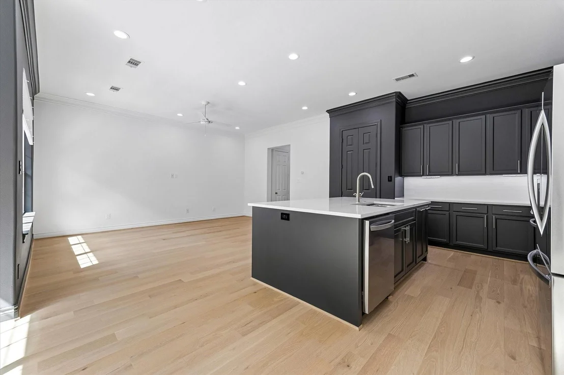 Photo of 2813 Clinton Drive
