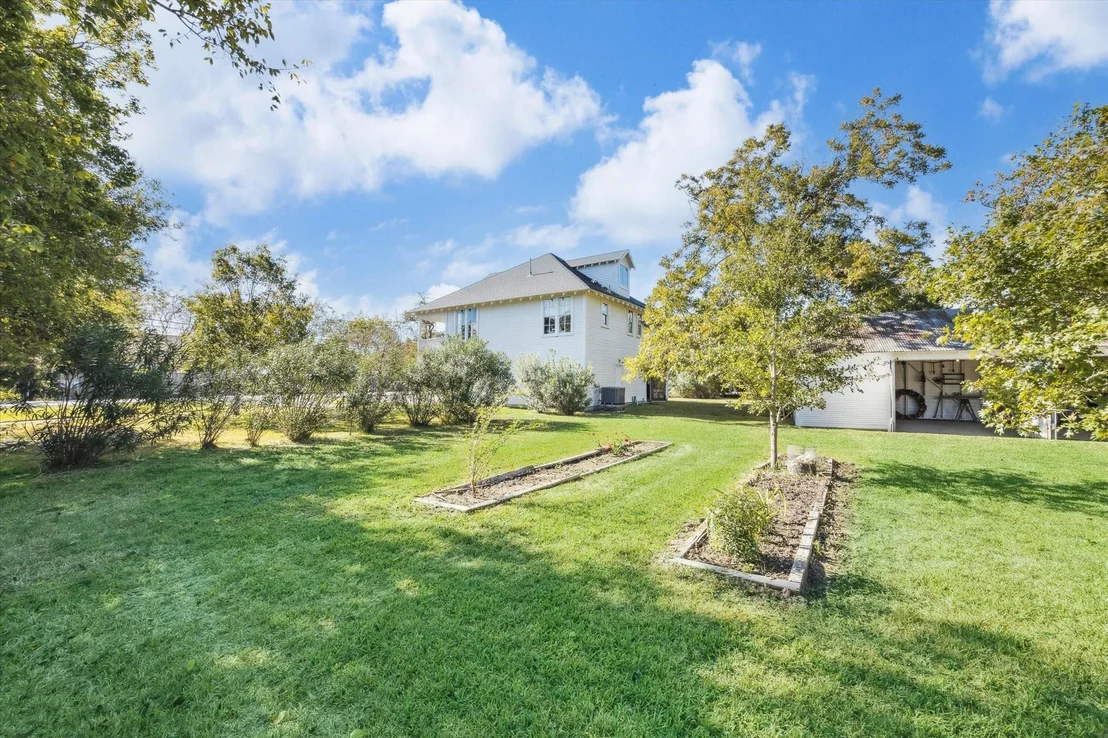 Photo of 618 Bayridge Road