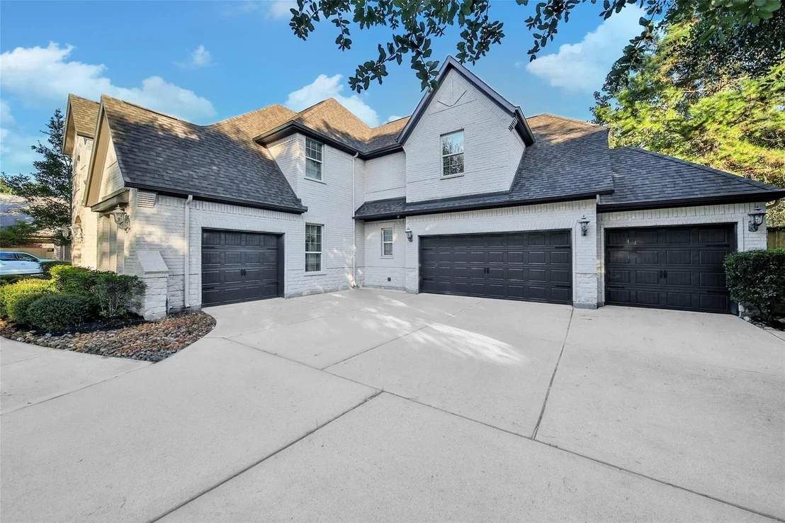 Photo of 110 Pickerel Point